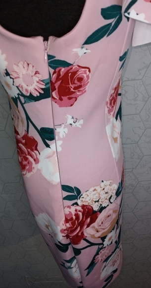 Guess womans convertible off the shoulder to one shoulder floral ruffle dress - Picture 14 of 16